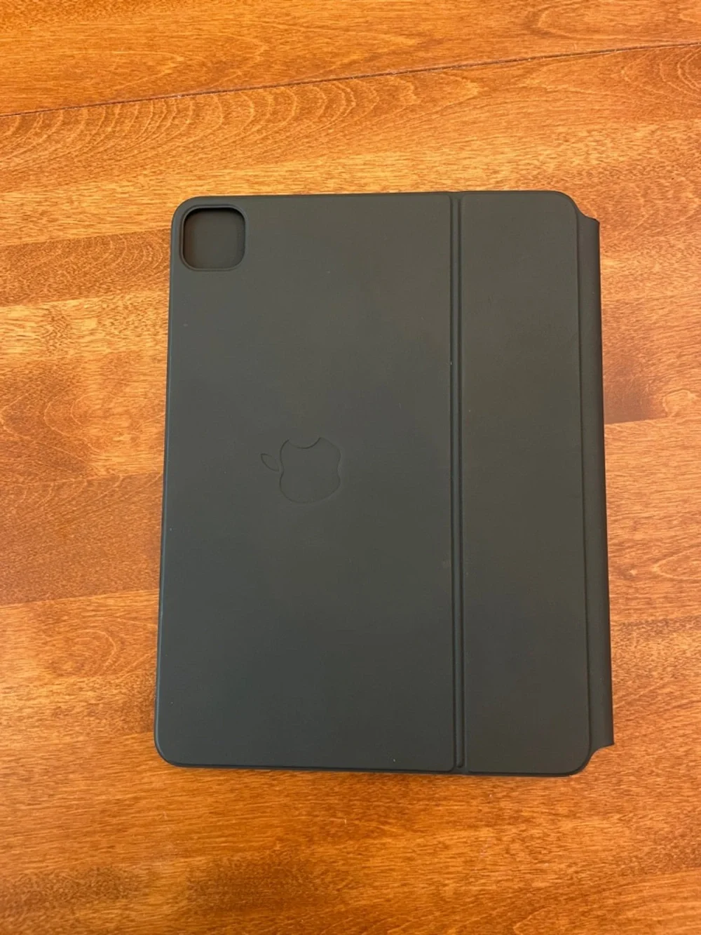 Apple Black Tablet Keyboard Case with Trackpad